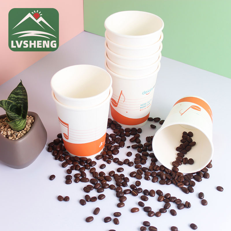 Tazze di caffè a parete singola
